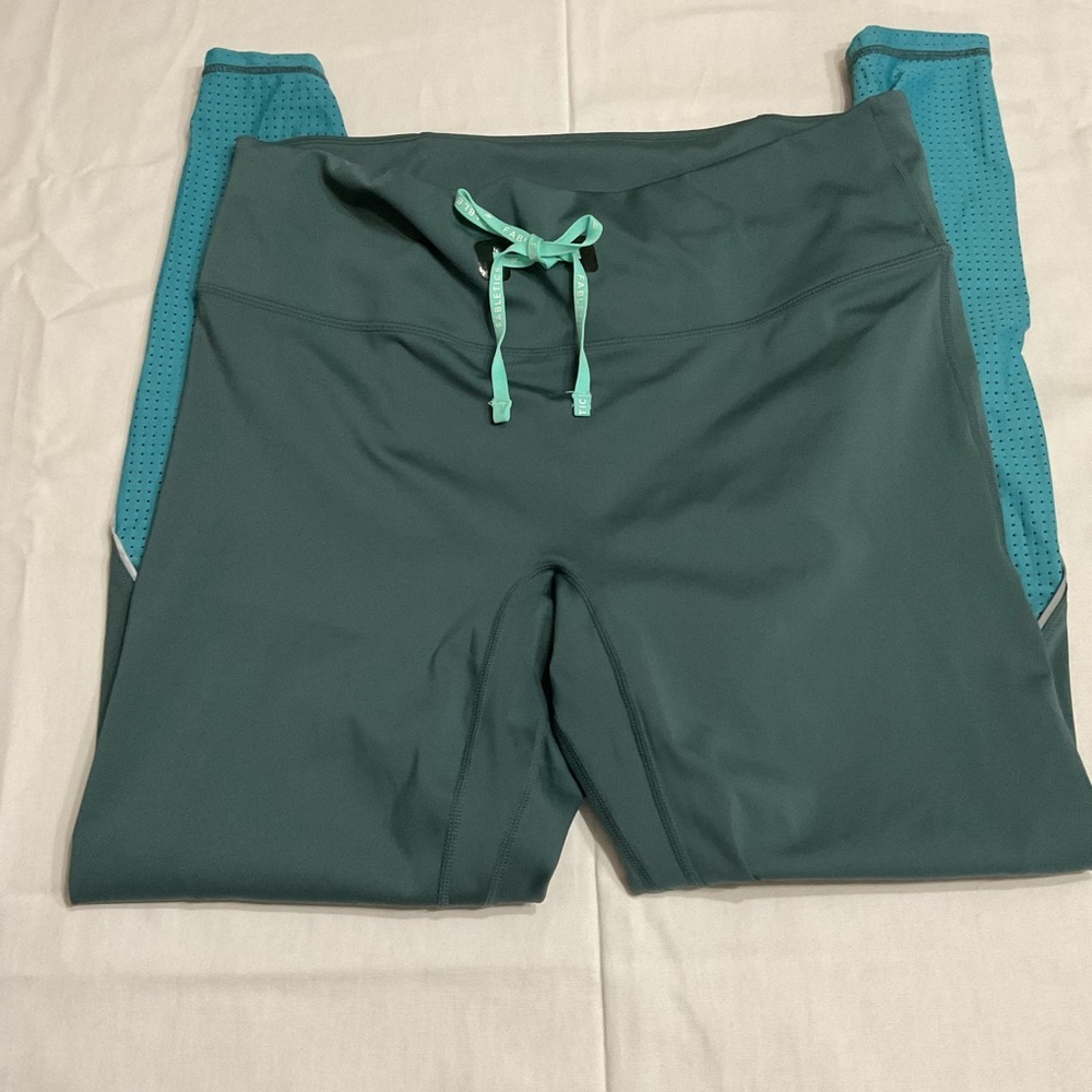 Fabletics Teal Performance Leggings size 1x